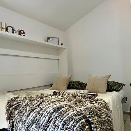 Eleonora House Nyaraló *