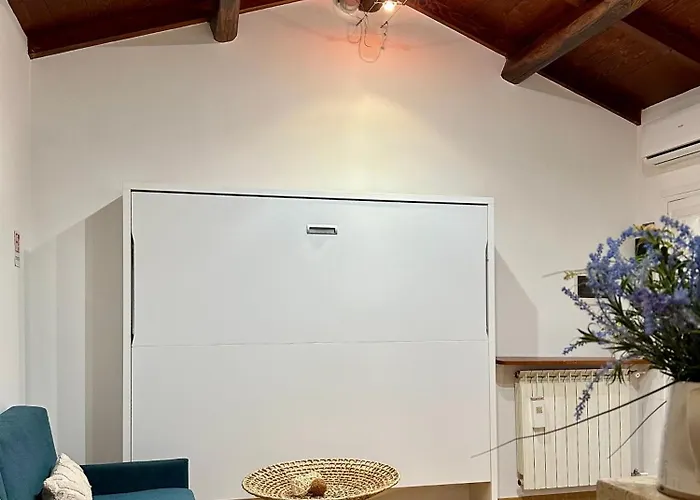 Eleonora House בית נופש *