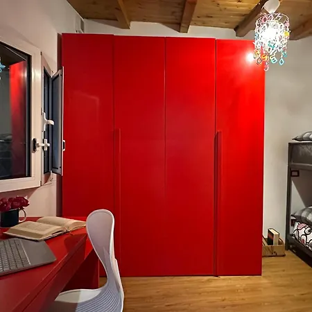 Dom wakacyjny Eleonora House